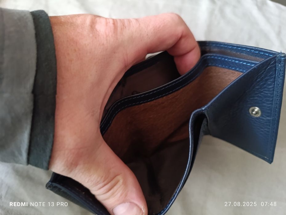 Гаманці ST Leather Accessories