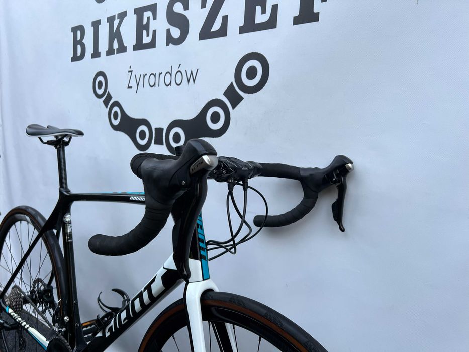 Szosa CARBON GIANT TCR ADVANCED 2 28" (L) Shimano 105 2x11 Hydraulika