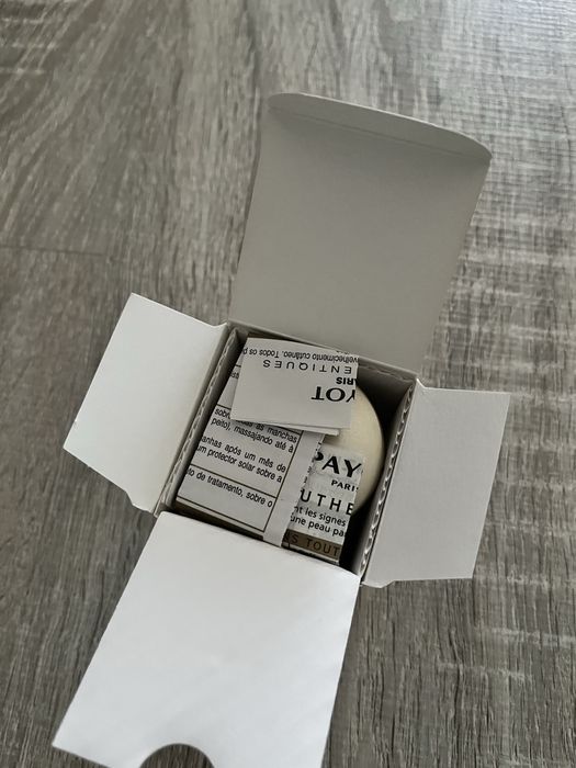 Creme cuidado marca luxo Payot. Para olhos. Nunca usado