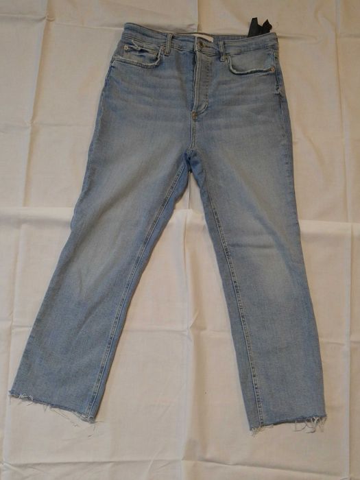 Spodnie damskie jeans Zara