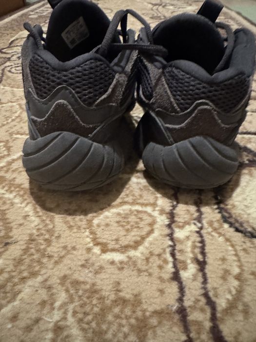 Adidas yeezy 500 кросовки