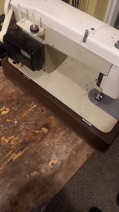 Maszyna do szycia Łucznik 466