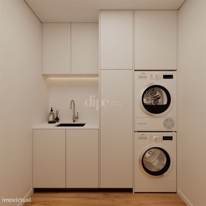 Apartamento T2 com amplo terraço, atualmente em construção