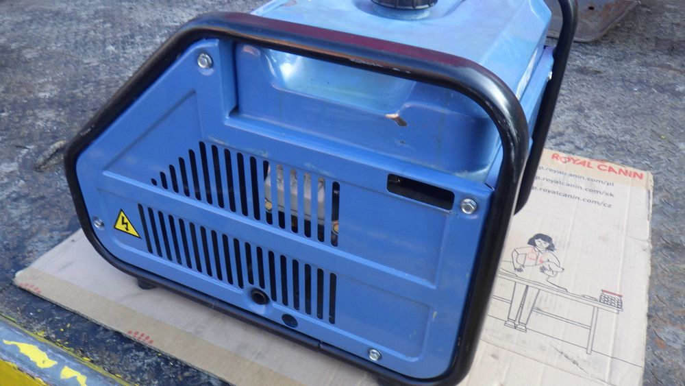 SDMO  Briggs & Stratton Agregat Generator Prądotwórczy Turystyczny