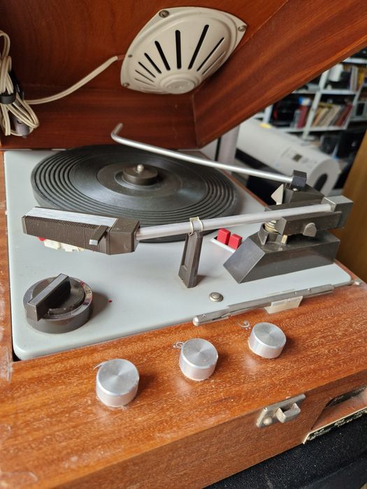Gramofon Unitra  fonica  WG -510  zmieniarka płyt.  Retro unikat