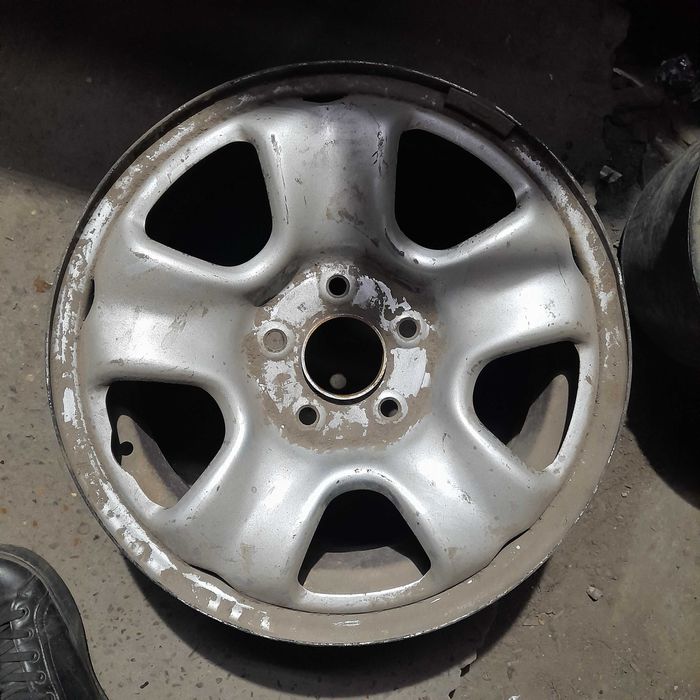 R16 5-114.3 Renault Megane Scenic Hyundai Tucson Duster Nissan Leaf