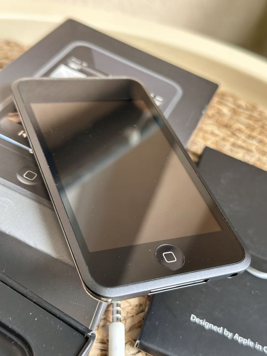 Kolekcjonerski Apple iPod touch 1 Gen (2007) 8GB