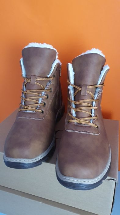 Buty nowe męskie zimowe w modnym kolorze Rozmiar 43