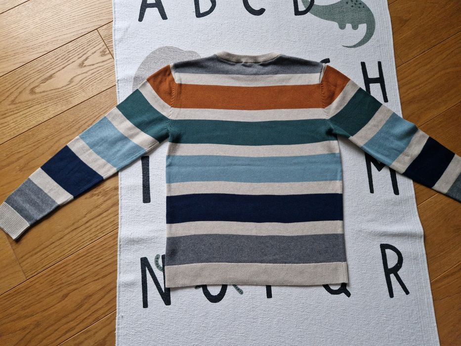 Sweterek H&M rozmiar 134-140