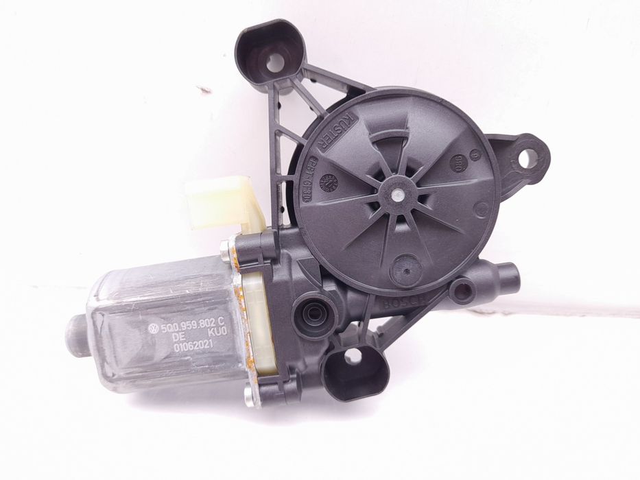Motor vidro frente direito SEAT Leon (KL1)