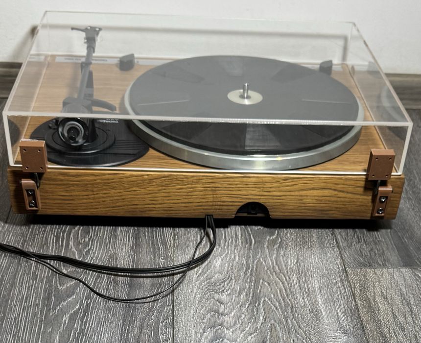 Thorens TD 280 програвач вінілових платівок дубовий шпон нова кришка