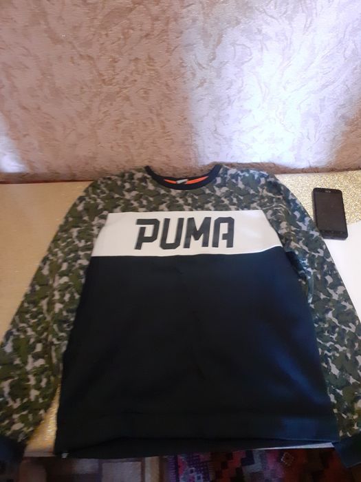 Продам свитшот Puma