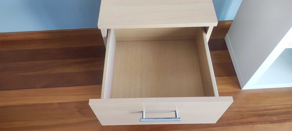 Mesa de Cabeceira / Gaveteiro IKEA (3 Gavetas) - Madeira Clara