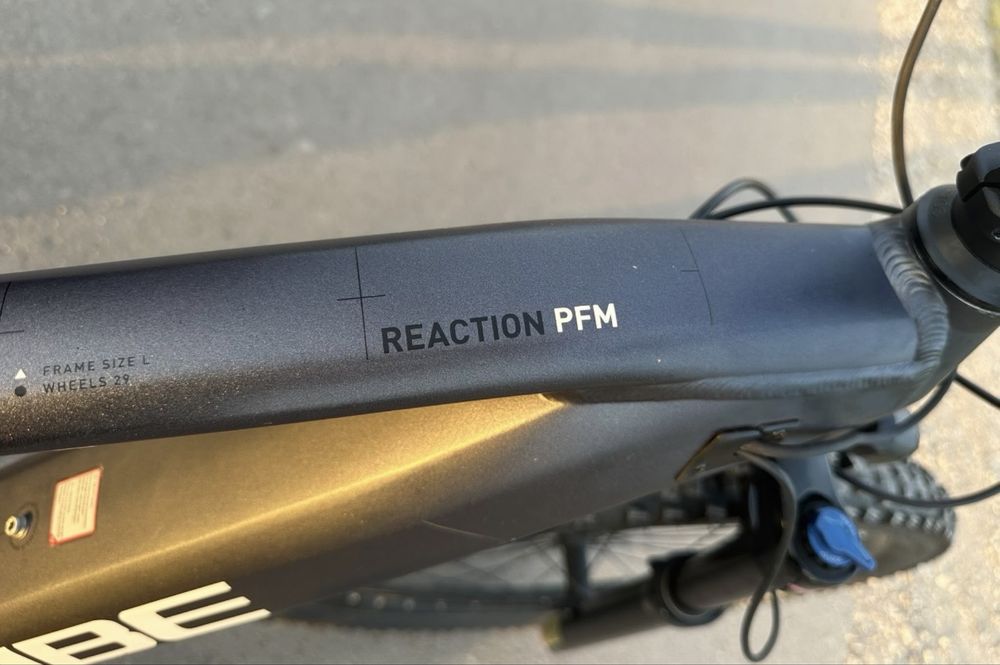 Rower elektryczny CUBE Reaction PFM