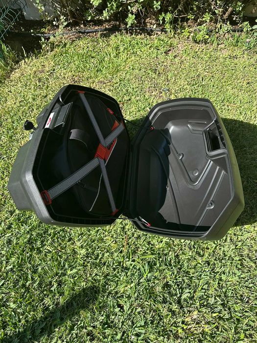 Conjunto de malas laterais Givi V37 (Catadióptrico transparente)