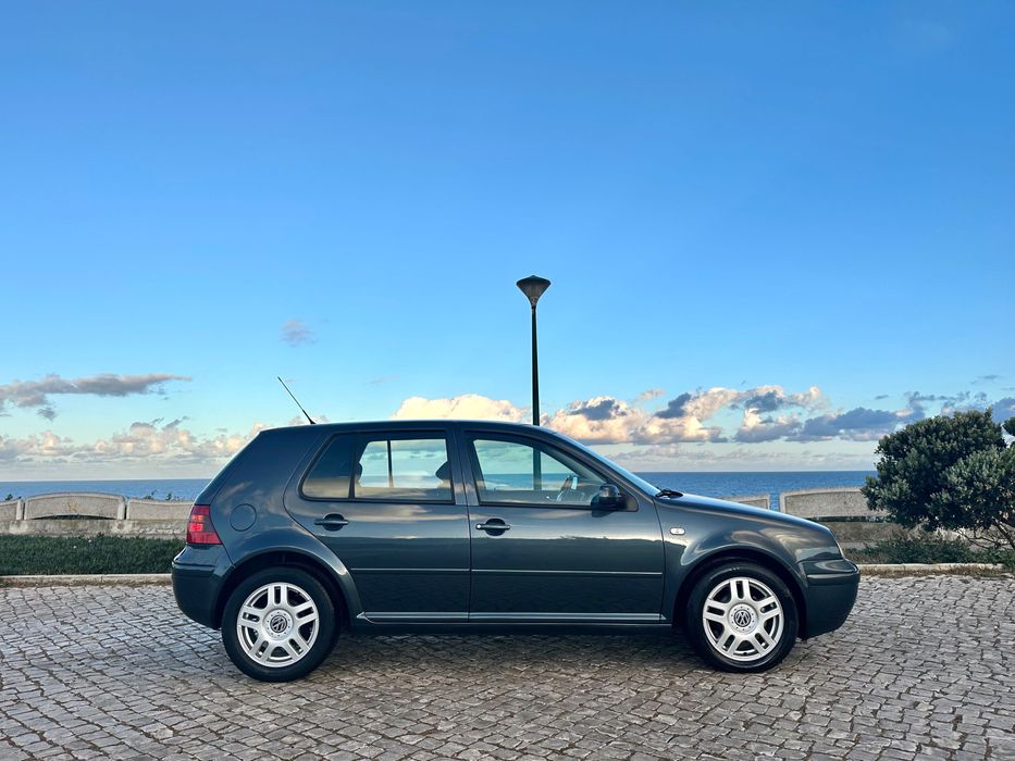 VW  Golf 1.4  -  25 Anos  -  Muito Estimado