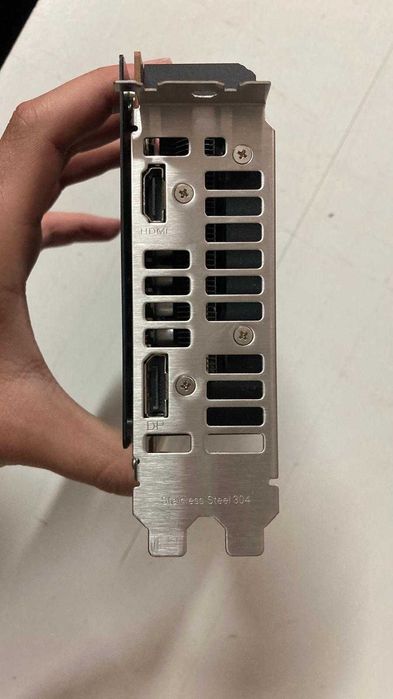 Placa gráfica AMD RX 6500 XT 4GB - Asus Dual OC