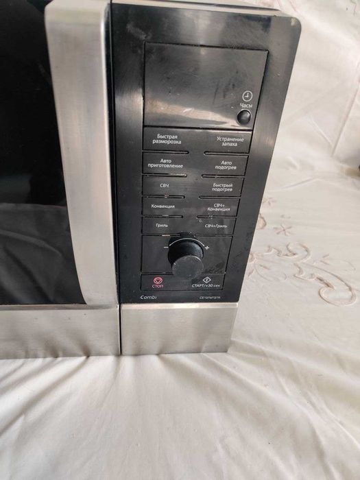 Мікрохвильова піч Samsung