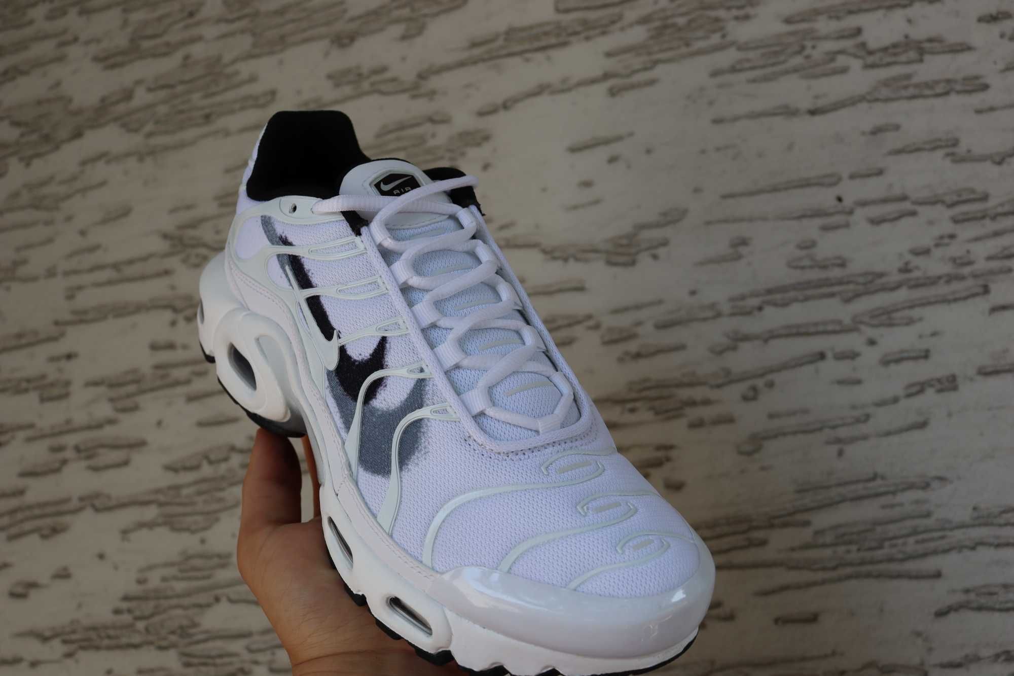 靴 Nike Air Max Plus NIKE公式】ナイキ エア マックス プラス メンズシューズ