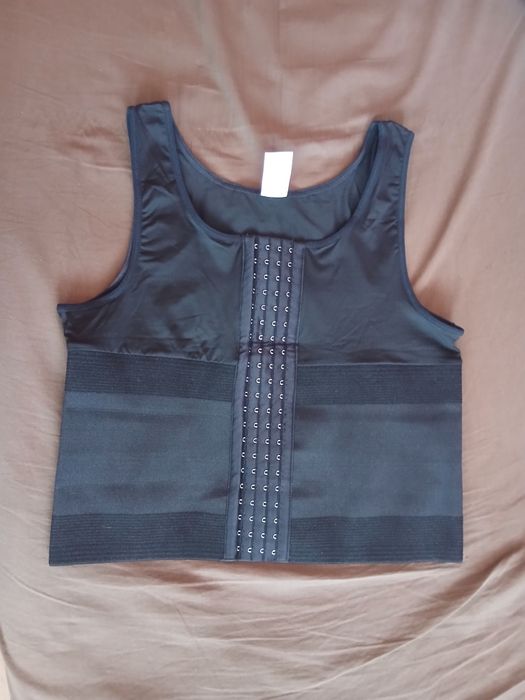 Binder biustonosz stanik czarny zapinany na haftki XXL
Binder biustono