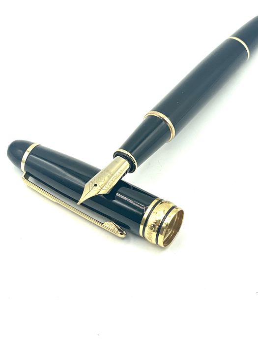 Caneta Montblanc Meisterstuck