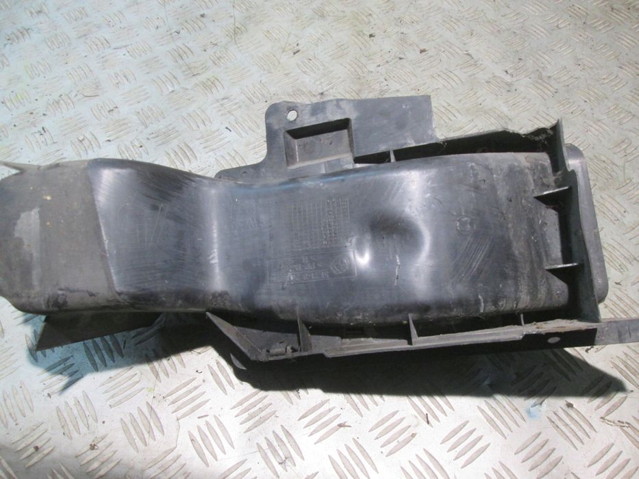 kanał wlot kierownica powietrza na tarcze prawy bmw e46 compact 826837