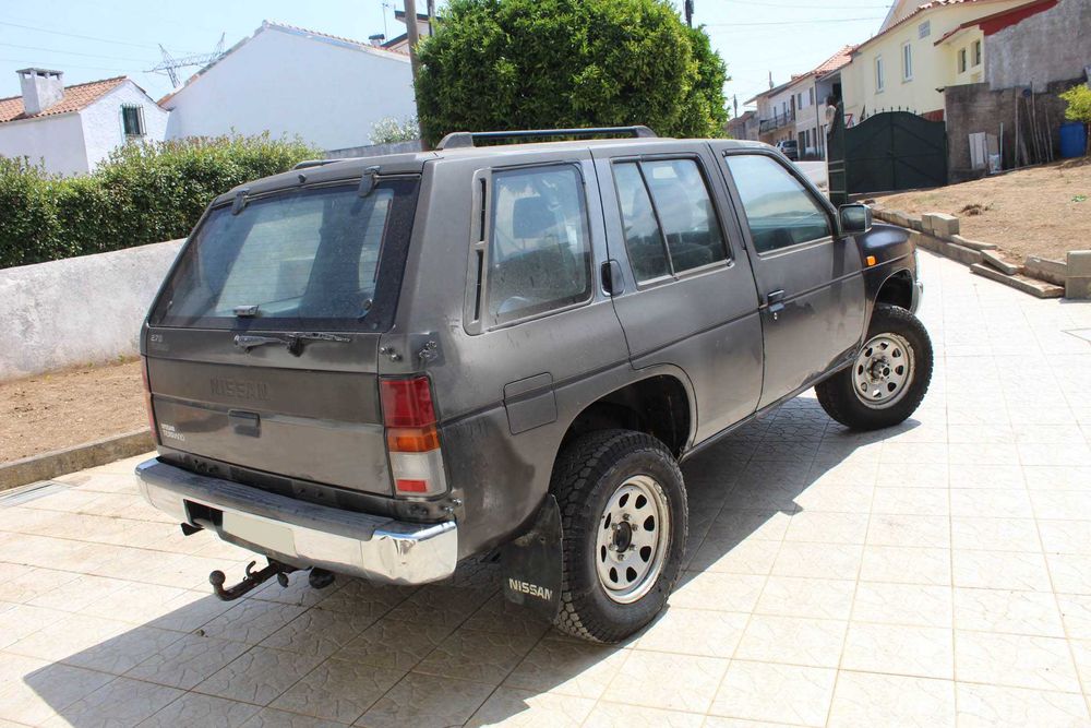 Nissan Terrano I 2.7 TD 5p