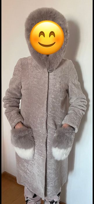 Шуба натуральная Kaomo( мутон+песец)Размер L