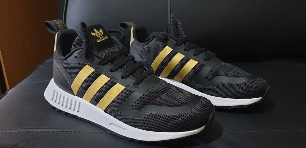 Tenis adidas ( originais)