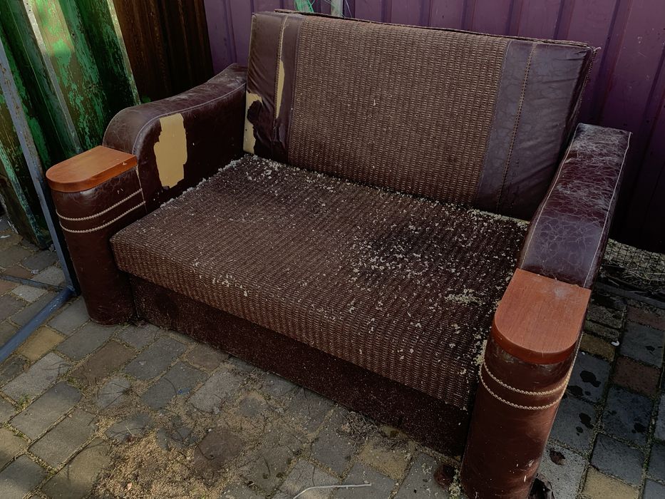 Диван книжка коричневый