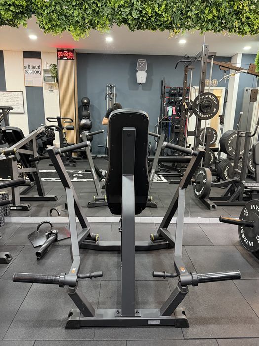 Chest Press Impulse (Carga Livre)