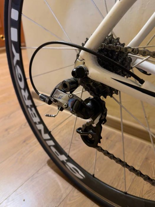 Велосипед шосейний Pinarello Dogma