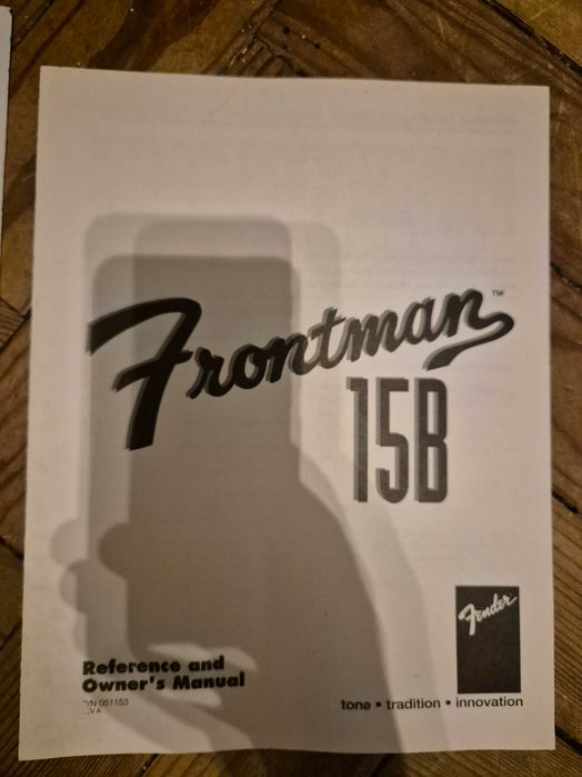 Amplificador para baixo e/ou guitarra Fender Frontman 15B