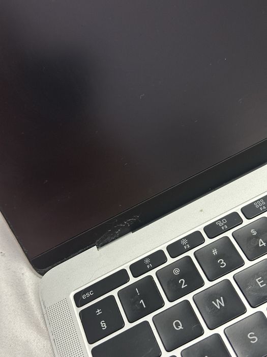 Macbook Pro A1708 2017 13.3” Intel Core i5