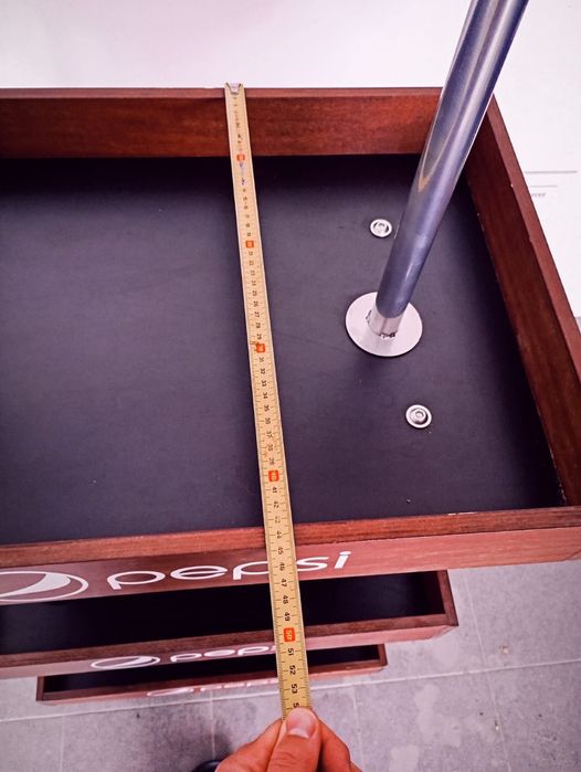 Regal  stal i  drewno)