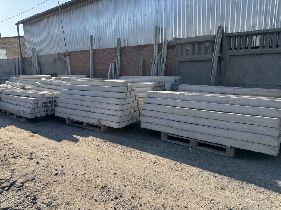 Стовп бетонний | Стовпи під сітку та сад