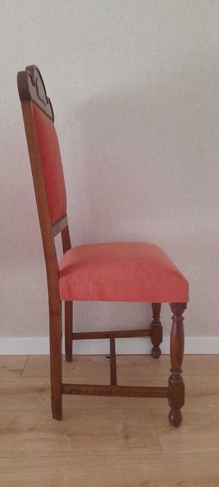 Cadeiras de madeira maciça