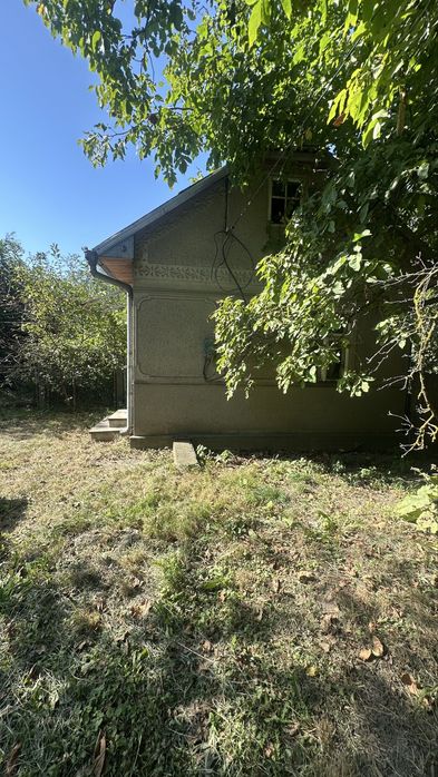 Чернівці; ділянка 20 сот. + 30 оренда; "під будівництво"; вул. Руська;