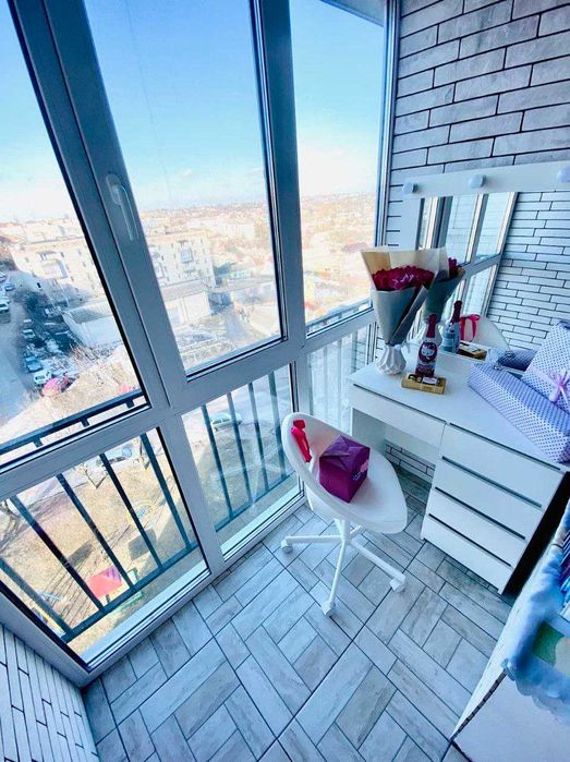 Стол визажны бровиста бьюти Туалетний гримерный столик макияжный,