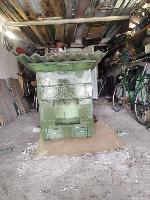 Продам будку для собаки с чистого дерева ширина 650, длина 900, высота