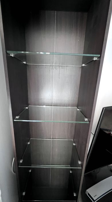 Zestaw mebli pokojowych w dobrym stanie - TANIO