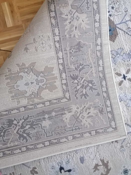 Dywan w beżu i szarości 180 x 250