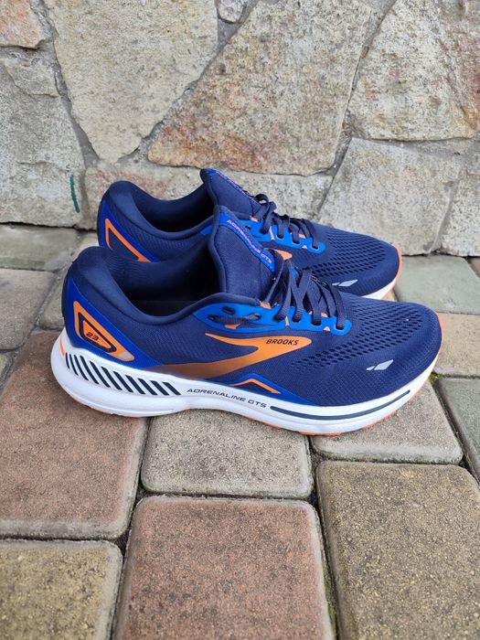 Кроссовки Brooks Adrenaline GTS 23 43 / 44