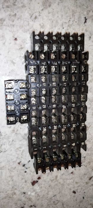 8szt kostka  elektryczna PRL