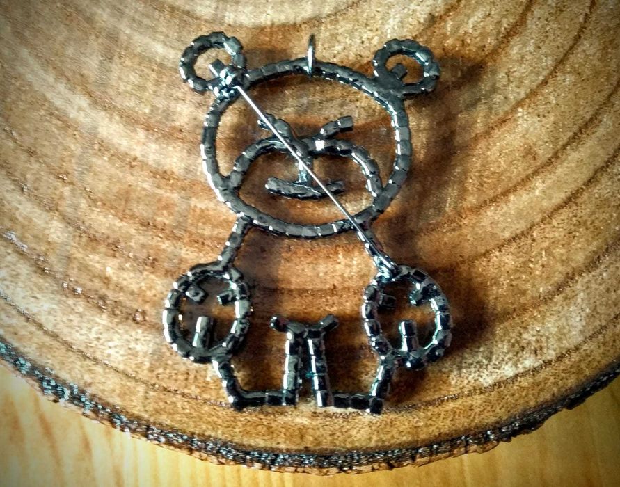 (NOVO, PORTES GRÁTIS) Alfinete de Urso em Dourado e Tons Quentes