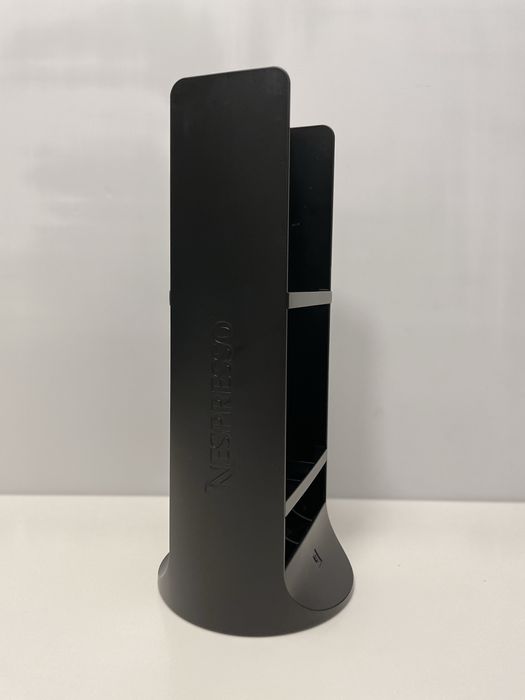 Dispensador de cápsulas NESPRESSO.