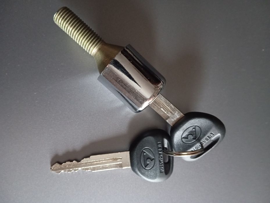 Perno,porca de segurança "anti roubo" para jante s