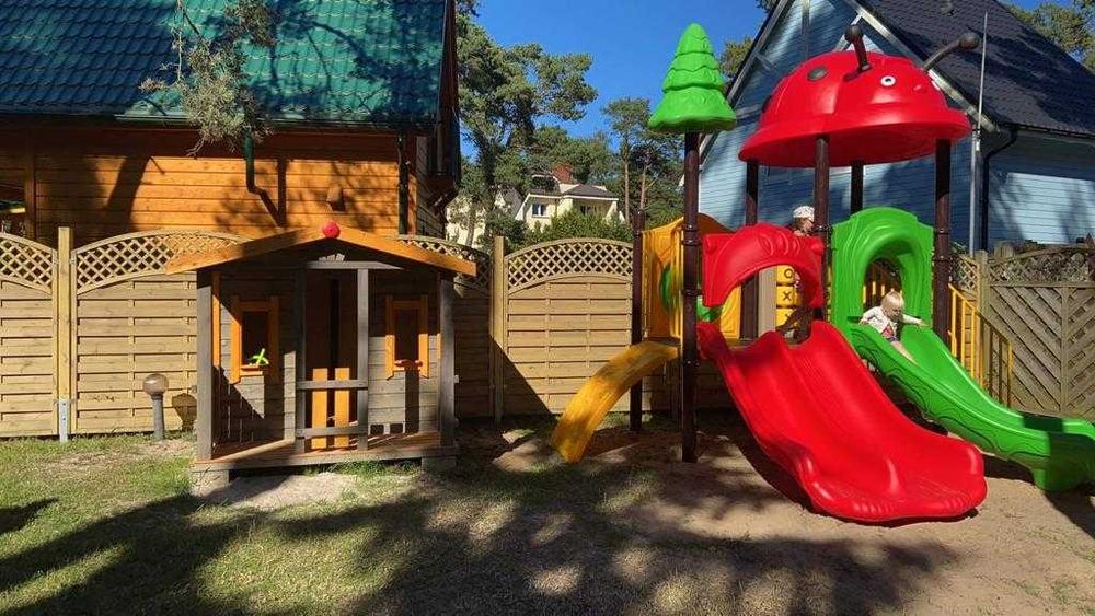 Domki z BALI nad Morzem. POBIEROWO Noclegi i Wczasy.