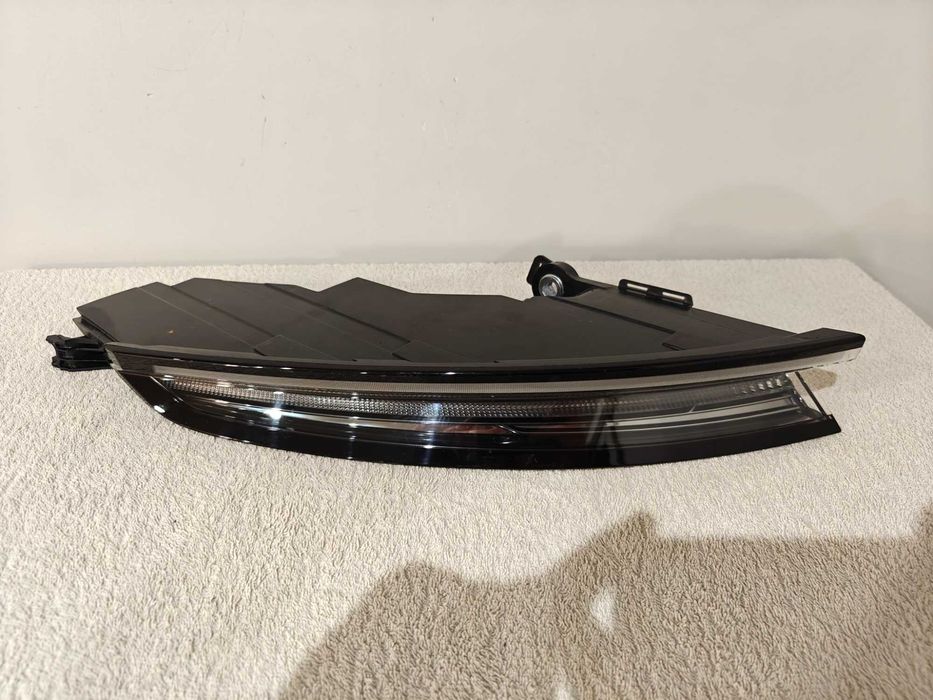 Lampa Lewy Tył LED EXCLUSIVE Porsche Taycan USA