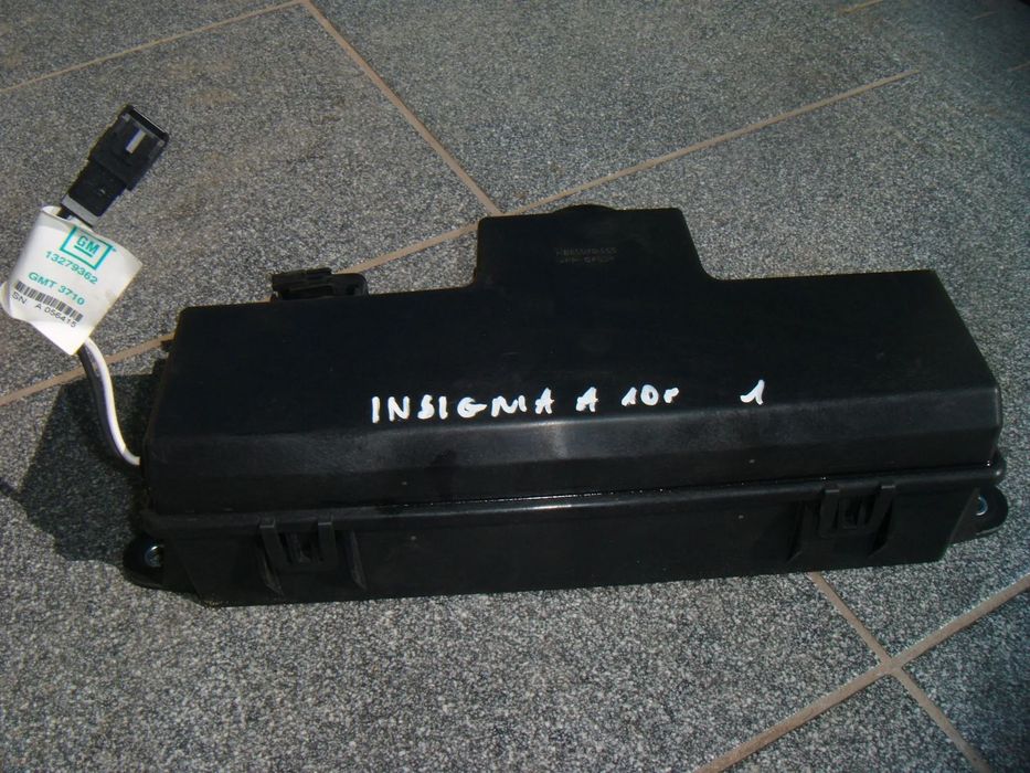 opel insignia a 10r pompa klapy bagażnika  13279362